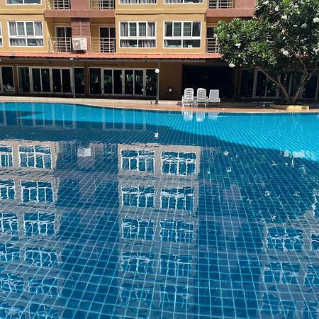 H2Do Hotel Ban Khlong Sanam Phli Esterno foto