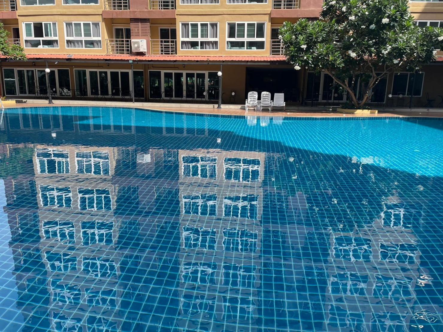 H2Do Hotel Ban Khlong Sanam Phli Esterno foto