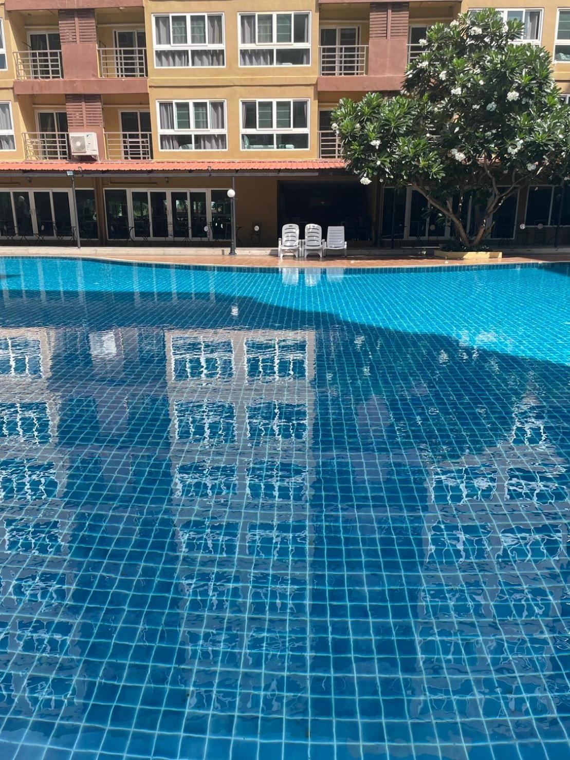 H2Do Hotel Ban Khlong Sanam Phli Esterno foto