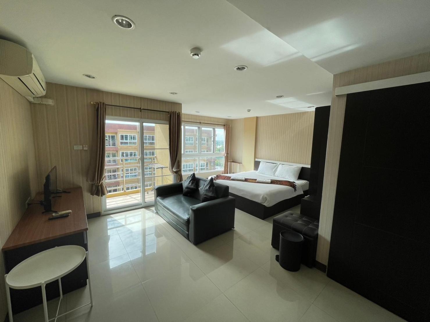 H2Do Hotel Ban Khlong Sanam Phli Esterno foto