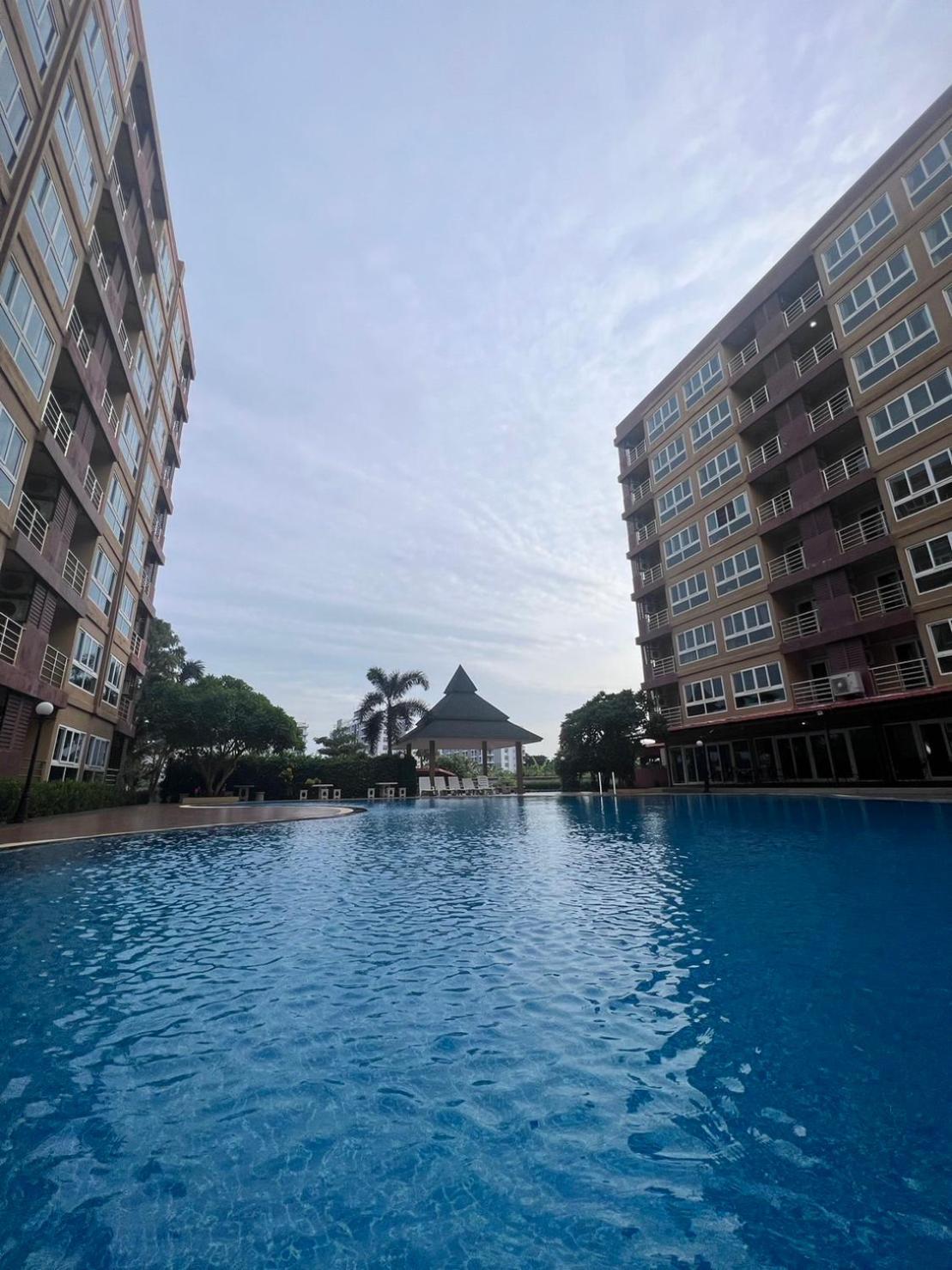H2Do Hotel Ban Khlong Sanam Phli Esterno foto