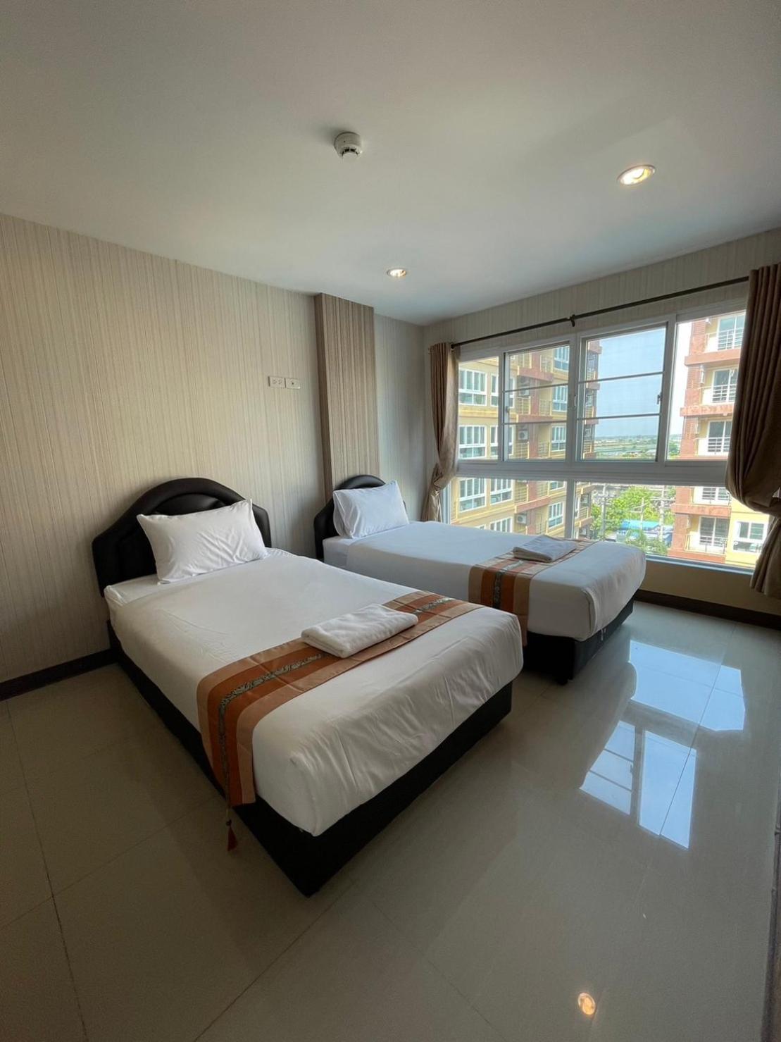 H2Do Hotel Ban Khlong Sanam Phli Esterno foto