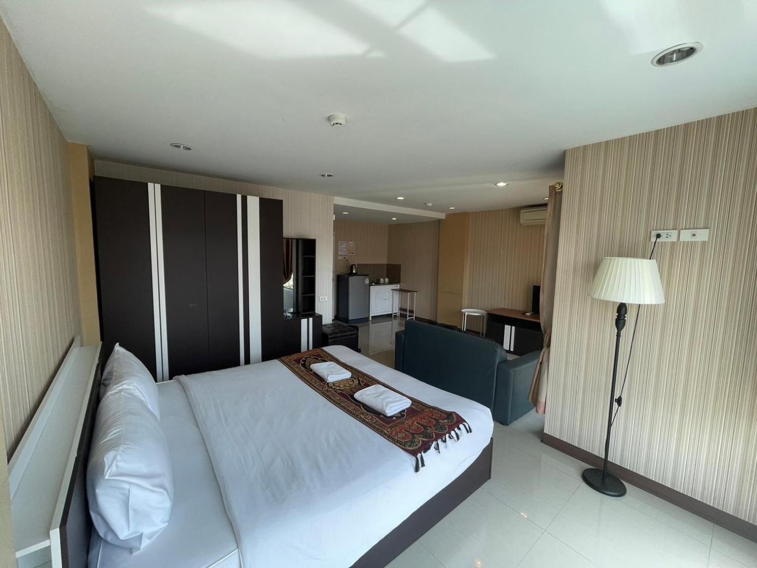H2Do Hotel Ban Khlong Sanam Phli Esterno foto